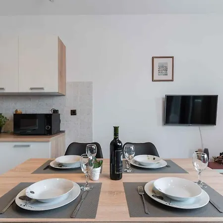 Apartamento In Labin With Two-bedrooms 2