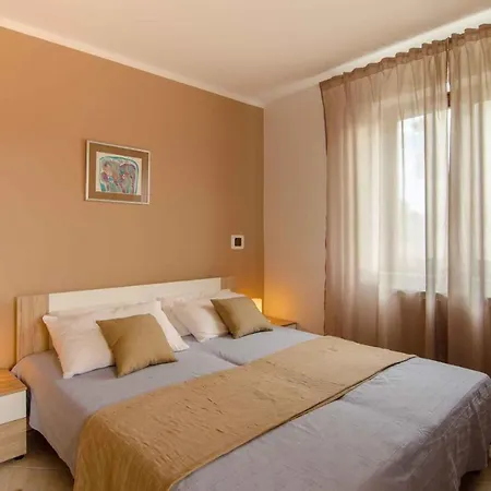 In Labin With Two-bedrooms 2 Apartamento *